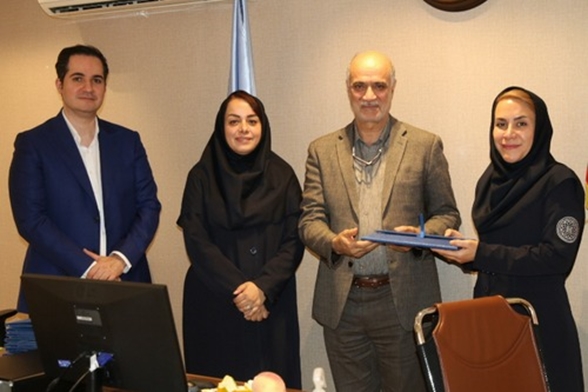 برگزاری مراسم بزرگداشت روز پرستار در مرکز پزشکی آموزشی درمانی پانزده خرداد
